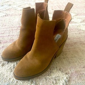 Steve Madden cut out heeled boots